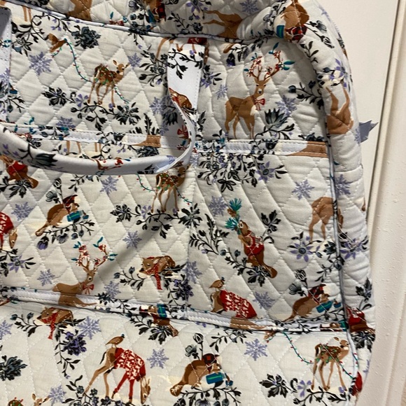 Vera Bradley Winter Reindeer Weekender Travel Bag NWT *See Description* - Picture 5 of 15